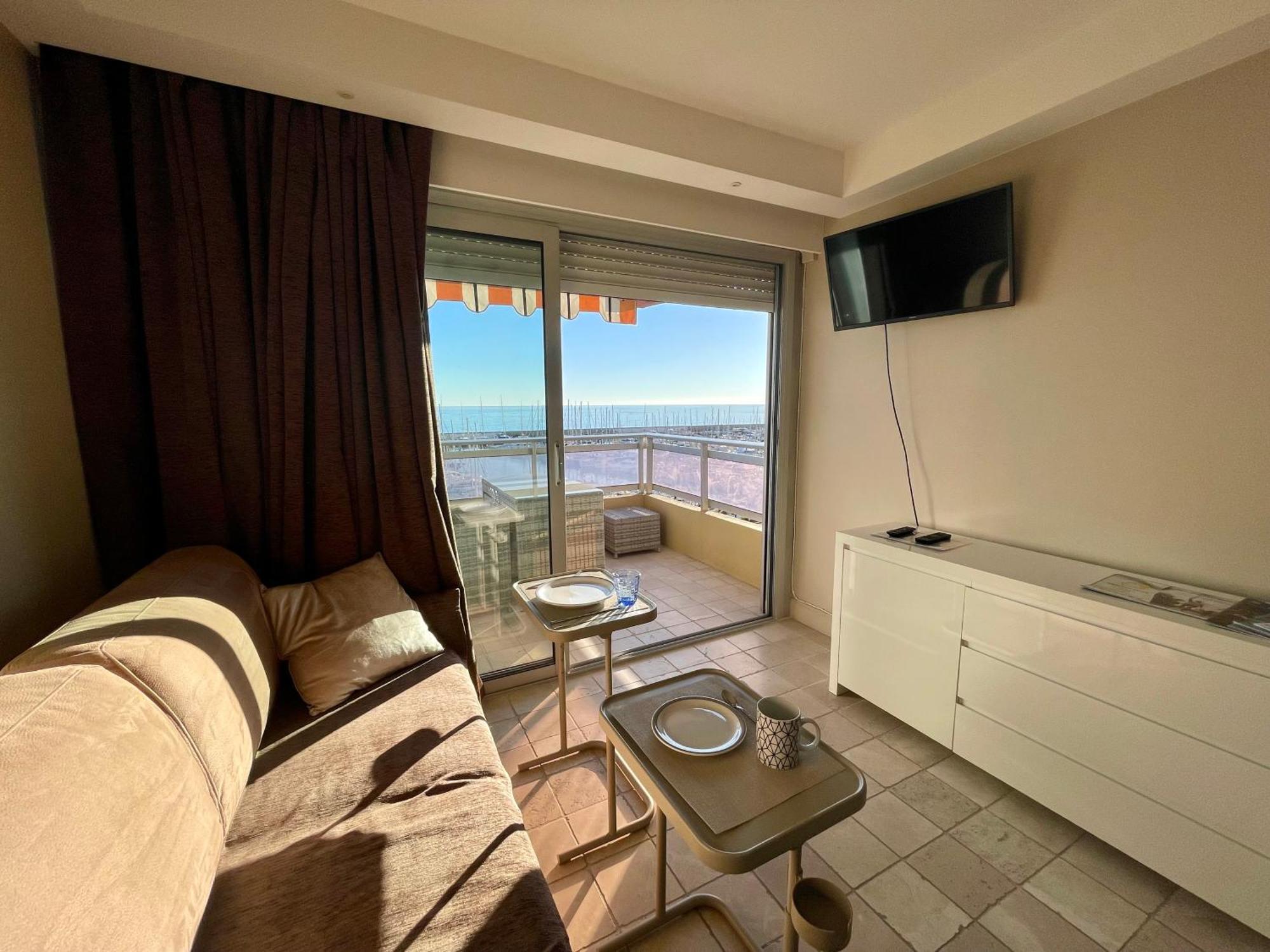 Superbe Appartement En Bord De Mer, Pres Du Centre Et Des Plages Menton Luaran gambar